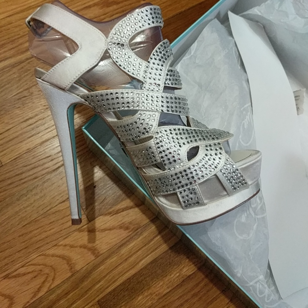 NIB rhinestone platforms